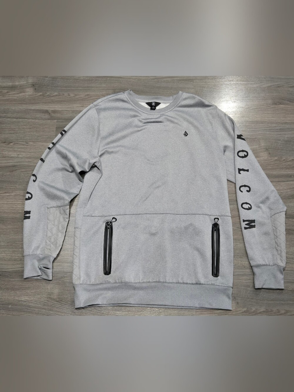Volcom Light Gray Crewneck Pullover with Sleeve Logo Mens Large